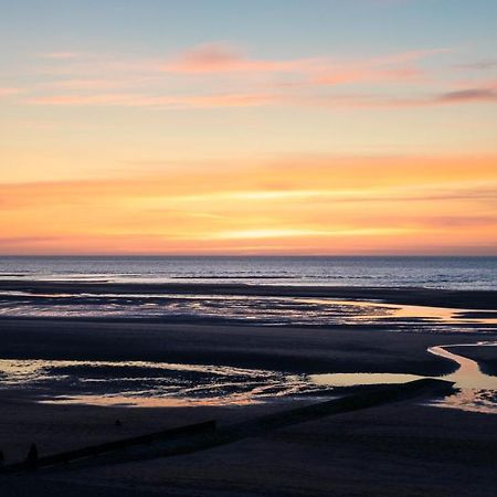 Joli Studio Avec Vue Panoramique Sur La Mer Houlgate Eksteriør bilde